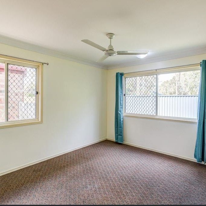 Charming Family Home in Sunnybank Hills - Photo 1
