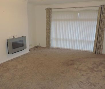 2 bedroom semi-detached bungalow to rent - Photo 1