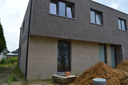 TE HUUR: Moderne woning met 3 slaapkamers in Heusden! - Photo 3