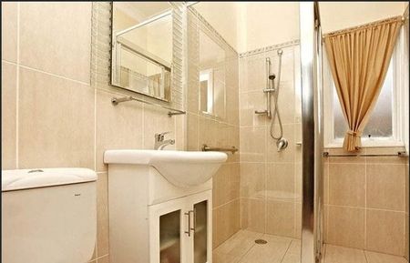 Beautifully presented 3 bedroom home! - Photo 5