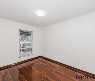 17 Scole Place, Huntingdale, WA 6110 - Photo 5