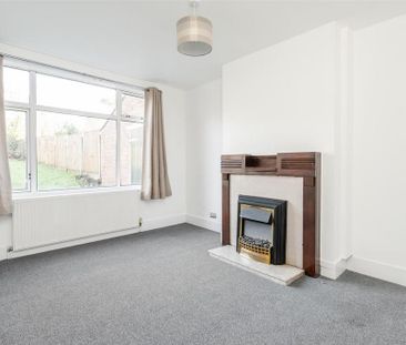 3 bedroom semi-detached house to rent - Photo 2