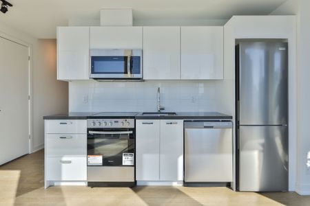 For Lease - 284 King Street Unit# 2304, Toronto, Ontario - Photo 3