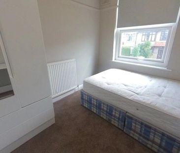 4 bedroom house to rent - Photo 2