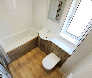 Flat to rent on - Photo 4