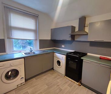 £850 PCM, Spacious Newly Refurbished One Bedroom First Floor Flat i... - Photo 2