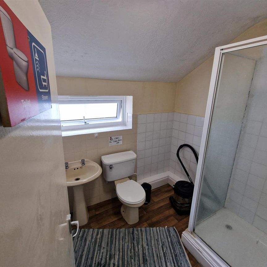 Palmerston Road, Bournemouth - Photo 1