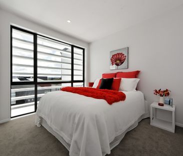 Sleek Chic Hobsonville Townhouse - Photo 6