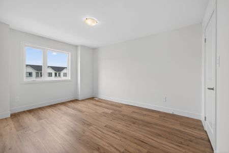 For Lease - 1595 Capri Crescent Unit# 66, London North, Ontario - Photo 4