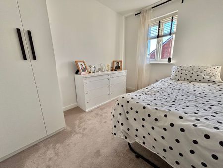 Waxwing Gardens, Nuneaton, CV11 - Photo 5