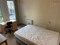 1 bed Studio - To Let - Photo 3