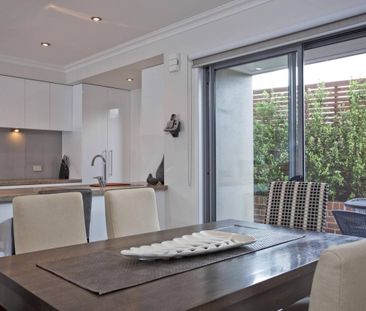 FULLY FURNISHED - UNAVAILABLE UNTIL AUGUST 2019 - Photo 6