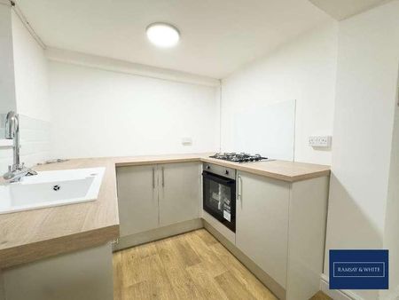 Commercial Street, Mountain Ash, CF45 - Photo 5