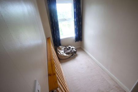 3 bedroom terraced house to rent - Photo 5