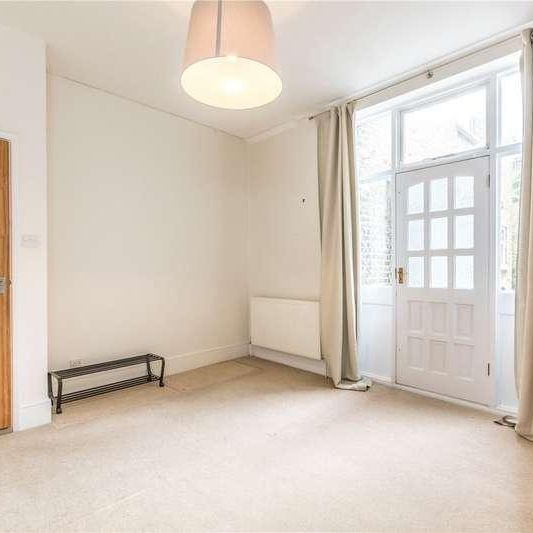 East Dulwich Road, East Dulwich, London, SE22 - Photo 1