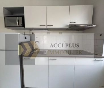 Location Appartement 2 pièces 49m² NIMES 30000 - Photo 4