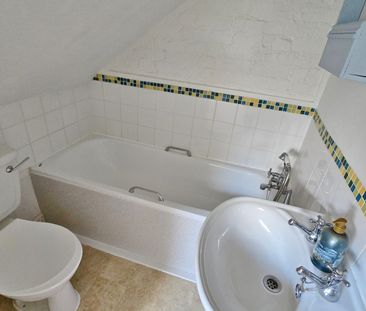 4 bedroom house to rent Meads Street, Eastbourne, BN20 - Photo 2