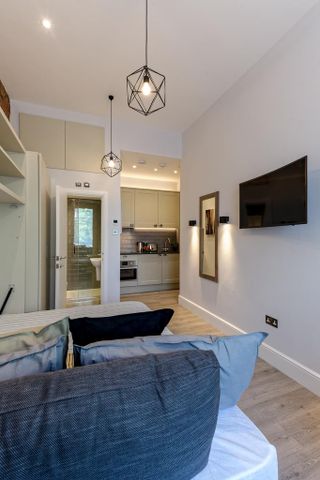 Studio to rent - Photo 3