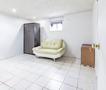 For Lease - 52 Baylawn Drive, Toronto, Ontario - Photo 5