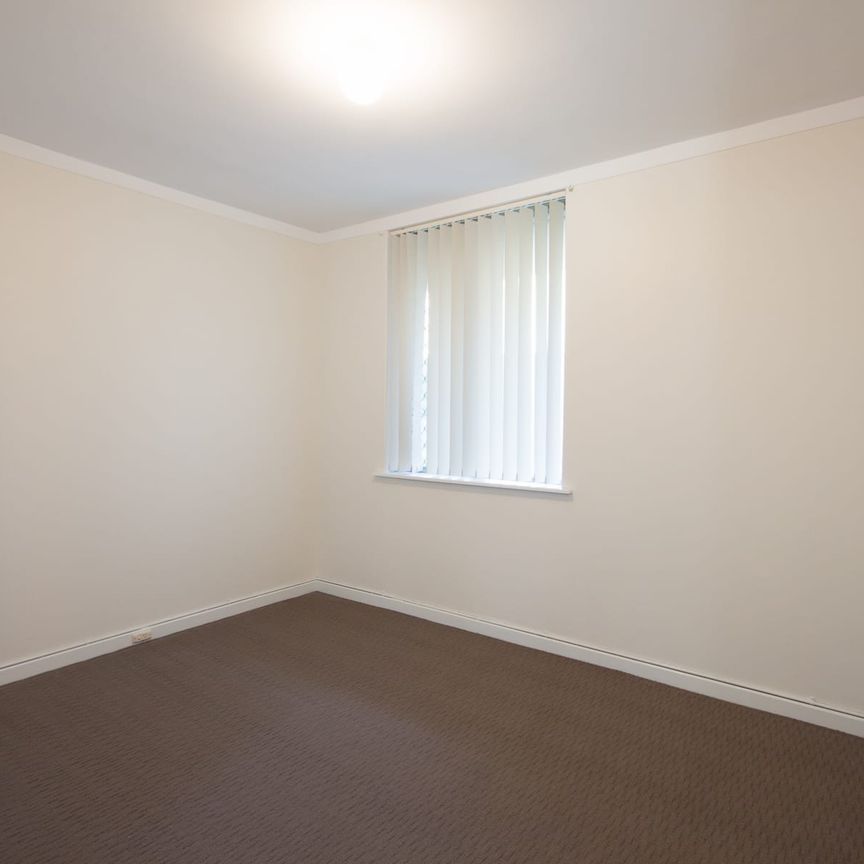 APARTMENT FOR RENT IN SOUTH PERTH - Photo 1