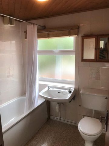 4 bedroom terraced house to rent - Photo 3