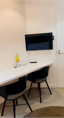 Studio Apartment in Surry Hills, Sydney - Photo 4