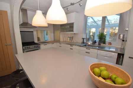 House share to rent - Photo 5