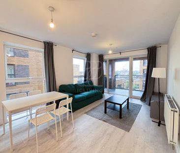 2 bedroom flat to rent - Photo 2