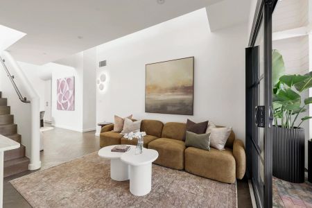 Exceptional warehouse living with space and style - Photo 3