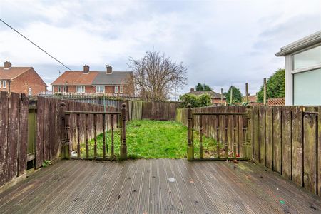 2 bed terraced house to rent in Neston Court, Kenton, NE3 - Photo 4