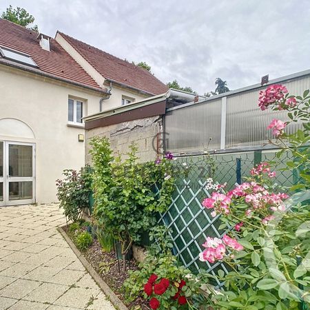 Location Appartement 1 pièce 35m² CREPY EN VALOIS 60800 - Photo 3