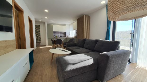 PLOPILOR PREMIUM RESIDENCE: large apartment for rent in Cluj-Napoca, near the University of Agricultural Sciences and Veterinary Medicine and near the University of Medicine and Pharmacy, with living-room, bedroom, terrace and balcony - Fotografie 1