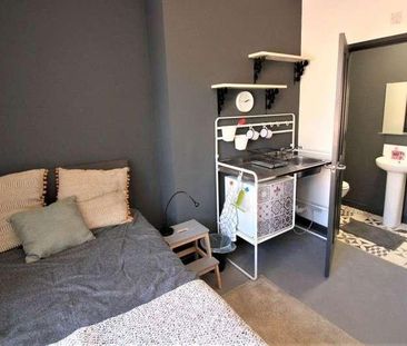 A Far Gosford Street, Coventry, CV1 - Photo 1