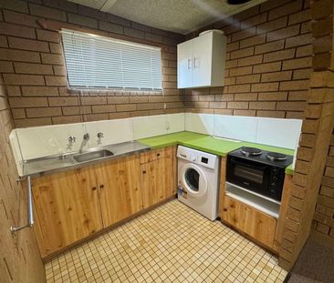 1-bedroom unit with utilities included - Photo 1