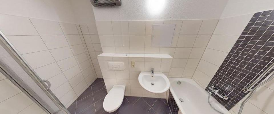 Tolle 3-Raum-Wohnung mit Dusche u. Wanne - Foto 1