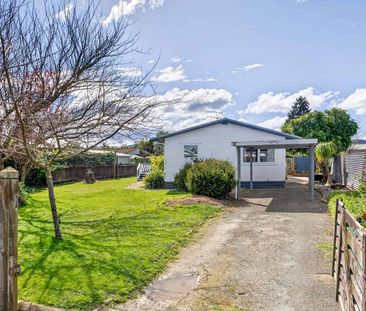 Charming Family Home in the Heart of Te Hapara - Photo 2