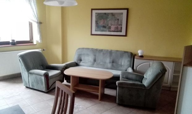 MAXIS REAL: NA PRENÁJOM: Kompletne zariadený menší 2 izbový byt na Františkánskej ulici v centre mesta. - Fotografia 1