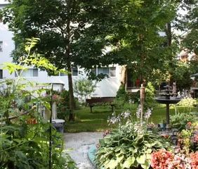 1 room apartment of 45m² in Quebec - Photo 2