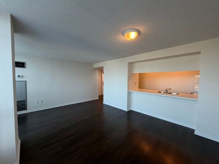 For Lease - 942 Yonge Street Unit# 1212, Toronto, Ontario - Photo 3