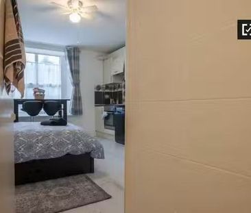 Cozy studio apartment for rent in Rathgar, Dublin - Photo 2