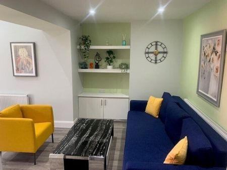 Rosebery Avenue, Nottingham, NG2 - Photo 3