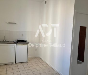 Location Appartement 1 pièce 25m² GRENOBLE 38000 - Photo 1