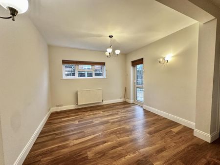 2 bedroom semi-detached house to rent - Photo 3