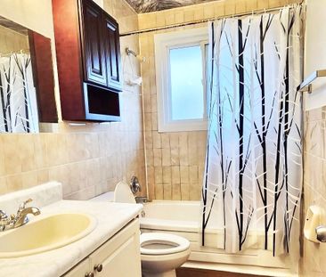 For Lease - 60 Morning Dew Road, Toronto, Ontario - Photo 3