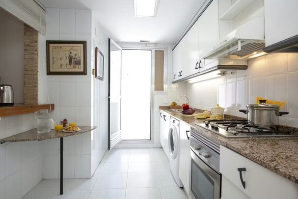 Avinguda de Peris i Valero, Valencia, Valencian Community 46006 - Photo 1