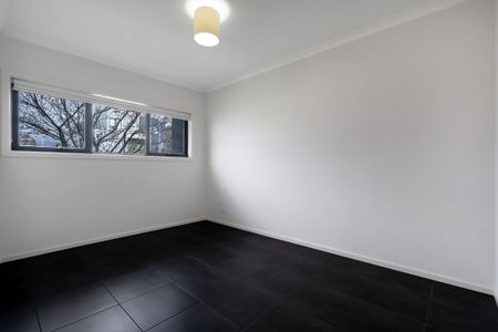 Henry Street Delight - Photo 2