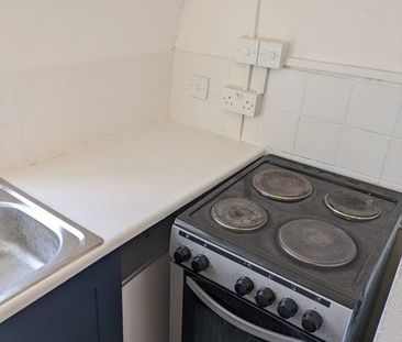 1 Bed Flat, Lauriston Road, E9 - Photo 4