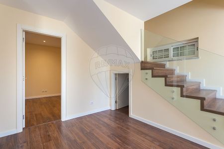 Moradia T4 em Lisboa - Photo 2