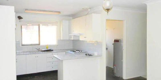 “Freshly Painted Three Bedroom Home!!!” - Photo 3