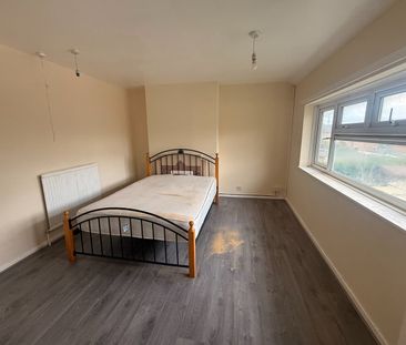 3 Bed Flat, Whipperley Way, LU1 - Photo 5